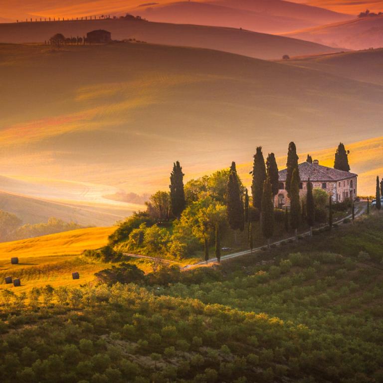 landscape of val d'orcia and montepulciano