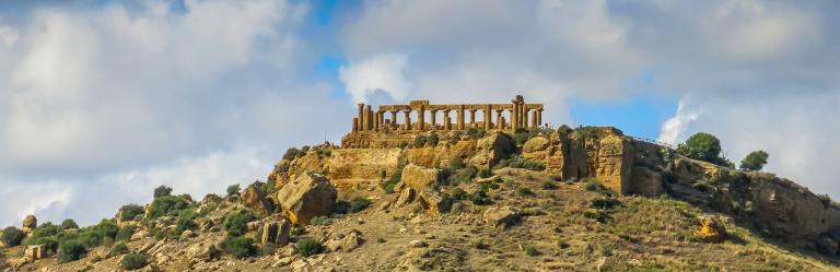 magna via temples agrigento hill 