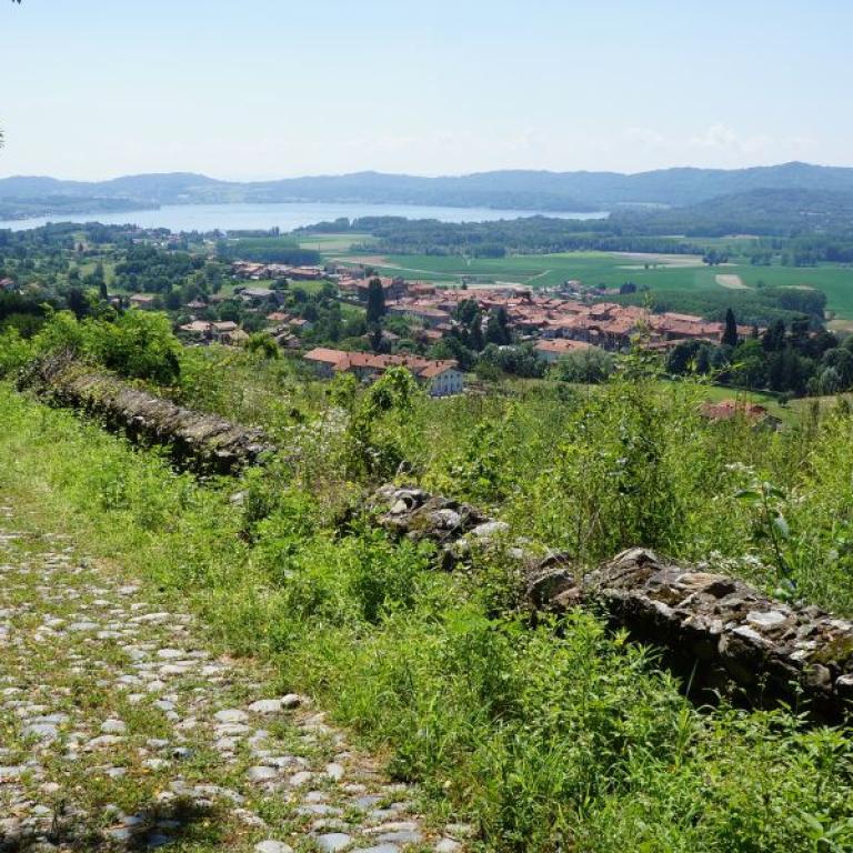 via francigena path which leads you to piverone