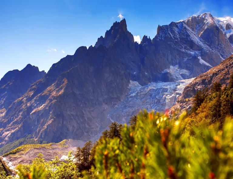 Paesaggio alpino sul trekking del Tour de Mont Blanc