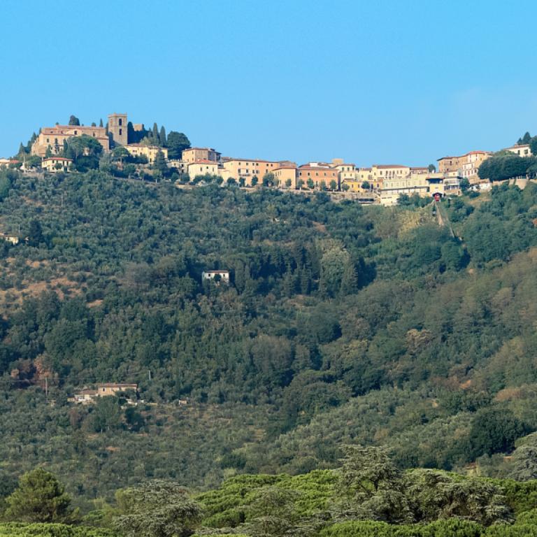 Cammino di San Jacopo Montecatini alto hilltop village