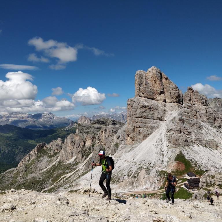 Ghiacciai e paesaggi montani delle Dolomiti Alta Via 1 tra il Passo Giau e il rifugio Nuvolau