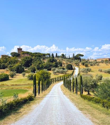 door to horizon in Pienza on Via Etrusca to Chiusi