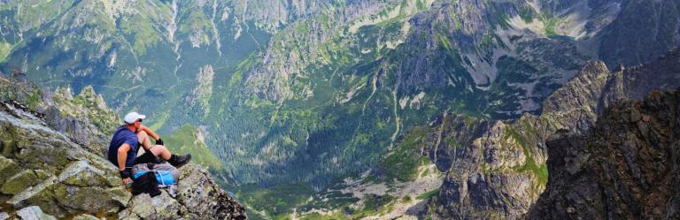 Viaggi a piedi in Europa costa mare