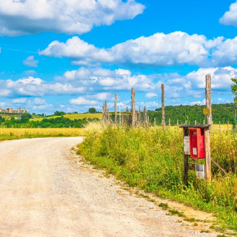 Via Francigena facile Heart of Tuscan Via Francigena Easy signs