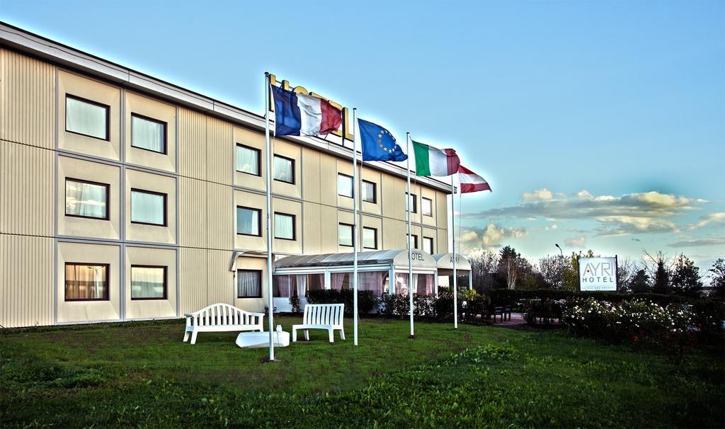 Hotel Ayri Medesano